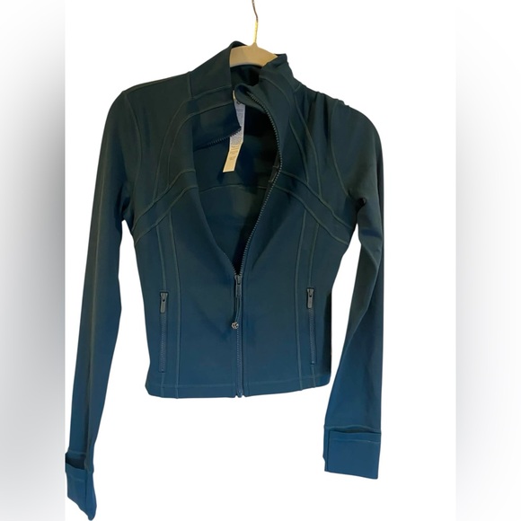 NWT Lululemon define cropped jacket nulu INDOCHINE BLUE Size 4